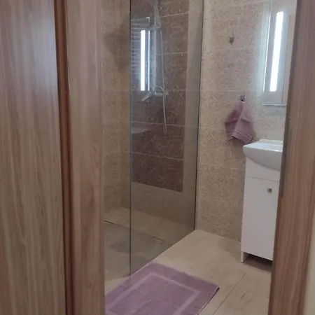 Little Big Bc - Modern Krakow