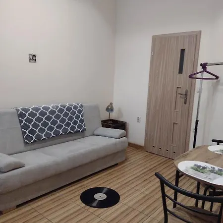 Little Big Bc - Modern Apartament *